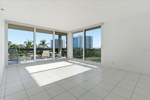 Condo in Longboat Key, Florida, 3 bedrooms № 2233525 - photo 17