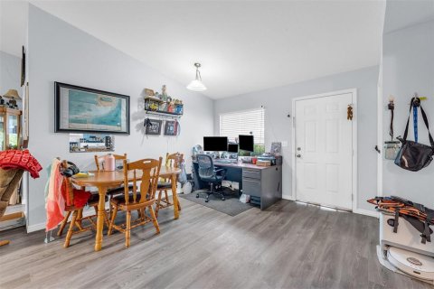 Immobilier commercial à vendre à Ocala, Floride: 4 chambres, 193.79 m2 № 2302421 - photo 2
