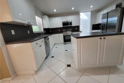 Купить виллу или дом в Мирамар, Флорида 5 комнат, 317.45м2, № 2249960 - фото 7