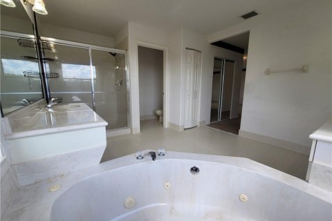 Купить виллу или дом в Мирамар, Флорида 5 комнат, 317.45м2, № 2249960 - фото 11