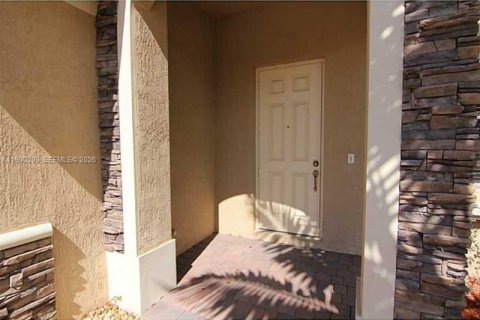 Casa en venta en Doral, Florida, 3 dormitorios, 185.06 m2 № 2052081 - foto 4