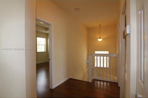 Casa en venta en Doral, Florida, 3 dormitorios, 185.06 m2 № 2052081 - foto 16