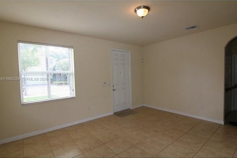 Casa en venta en Doral, Florida, 3 dormitorios, 185.06 m2 № 2052081 - foto 5