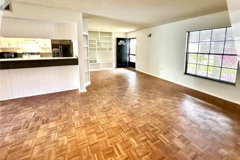 Condominio en venta en Wesley Chapel, Florida, 3 dormitorios, 156.82 m2 № 1673187 - foto 7