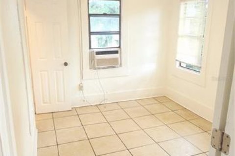 Appartement à louer à Winter Haven, Floride: 1 chambre, 97.73 m2 № 1906706 - photo 11