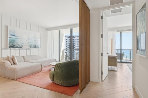 Condominio en venta en Miami Beach, Florida, 2 dormitorios, 95.32 m2 № 1727388 - foto 14