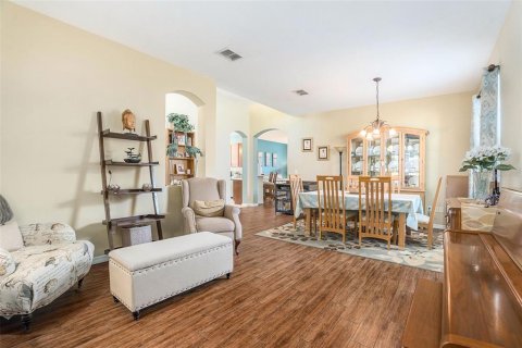 Casa en venta en Brooksville, Florida, 3 dormitorios, 160.16 m2 № 1886470 - foto 3