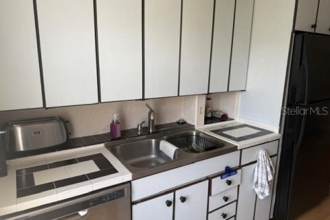 Condominio en venta en Saint Petersburg, Florida, 2 dormitorios, 127.74 m2 № 2236018 - foto 8