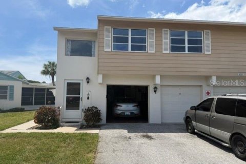 Condominio en venta en Saint Petersburg, Florida, 2 dormitorios, 127.74 m2 № 2236018 - foto 2