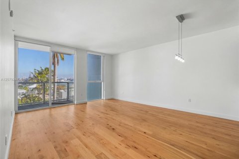Condo in Miami, Florida, 1 bedroom  № 2351289