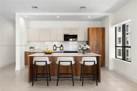 Condominio en alquiler en Coral Gables, Florida, 2 dormitorios, 170.48 m2 № 1939999 - foto 5