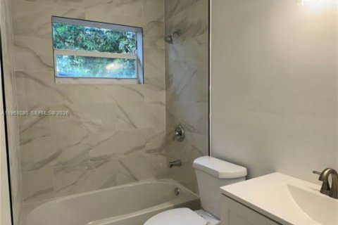 Casa en alquiler en Deerfield Beach, Florida, 2 dormitorios, 150.59 m2 № 2019668 - foto 6