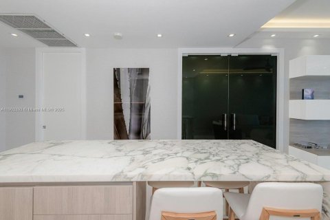 Condominio en alquiler en Miami Beach, Florida, 1 dormitorio, 78.97 m2 № 1954391 - foto 10