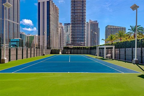 Condominio en venta en Miami, Florida, 1 dormitorio, 77.85 m2 № 2043052 - foto 8