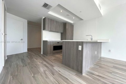 Condominio en venta en Miami, Florida, 1 dormitorio, 77.85 m2 № 2043052 - foto 15