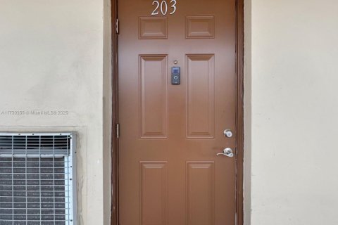 Condo in Margate, Florida, 2 bedrooms  № 1480140 - photo 18