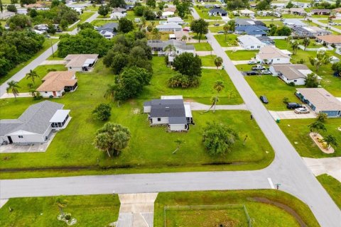 Casa en venta en Port Charlotte, Florida, 3 dormitorios, 122.63 m2 № 1837560 - foto 24