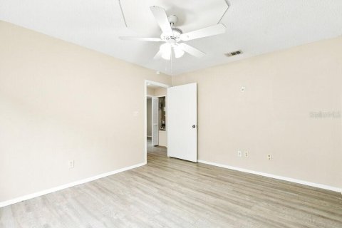 Villa ou maison à louer à Oviedo, Floride: 3 chambres, 130.9 m2 № 2385804 - photo 11