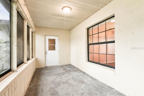 Villa ou maison à louer à Oviedo, Floride: 3 chambres, 130.9 m2 № 2385804 - photo 3
