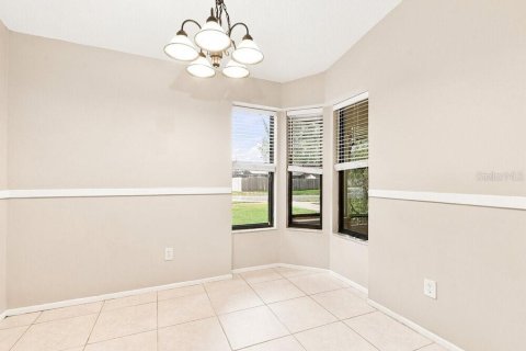 Villa ou maison à louer à Oviedo, Floride: 3 chambres, 130.9 m2 № 2385804 - photo 8
