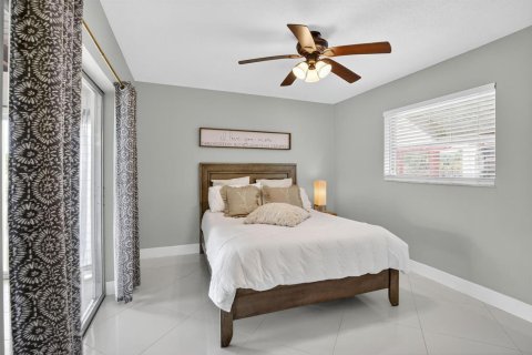 Villa ou maison à vendre à Tamarac, Floride: 2 chambres, 93.09 m2 № 2078404 - photo 13
