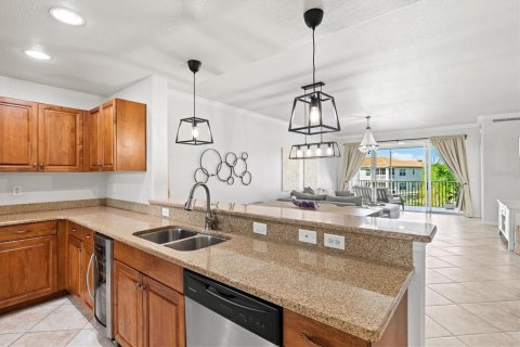 Condo in Venice, Florida, 2 bedrooms  № 1801614 - photo 12