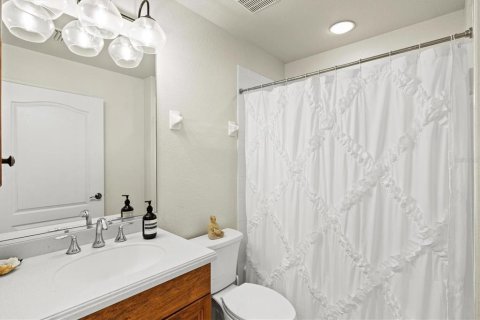Condo in Venice, Florida, 2 bedrooms  № 1801614 - photo 21