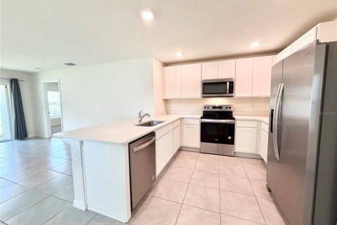 Villa ou maison à louer à Brooksville, Floride: 3 chambres, 436.08 m2 № 2150159 - photo 3