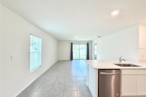 Villa ou maison à louer à Brooksville, Floride: 3 chambres, 436.08 m2 № 2150159 - photo 6
