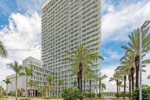 Condo in Sunrise, Florida, 2 bedrooms  № 2075202