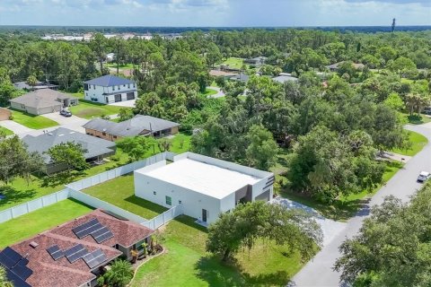 Casa en venta en Port Charlotte, Florida, 5 dormitorios, 213.12 m2 № 1856420 - foto 3