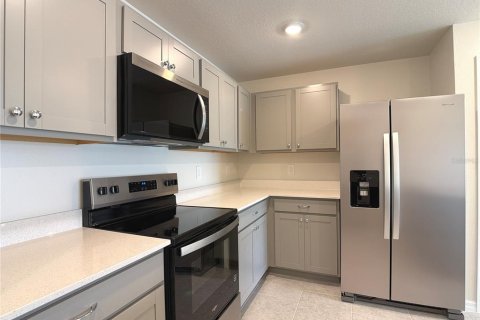 Villa ou maison à louer à Dundee, Floride: 3 chambres, 116.13 m2 № 2415262 - photo 4