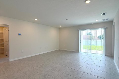 Villa ou maison à louer à Dundee, Floride: 3 chambres, 116.13 m2 № 2415262 - photo 11