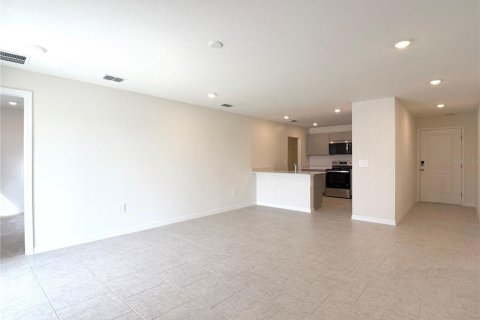 Villa ou maison à louer à Dundee, Floride: 3 chambres, 116.13 m2 № 2415262 - photo 3