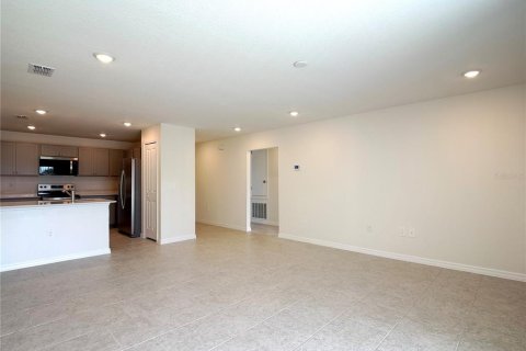 Villa ou maison à louer à Dundee, Floride: 3 chambres, 116.13 m2 № 2415262 - photo 9
