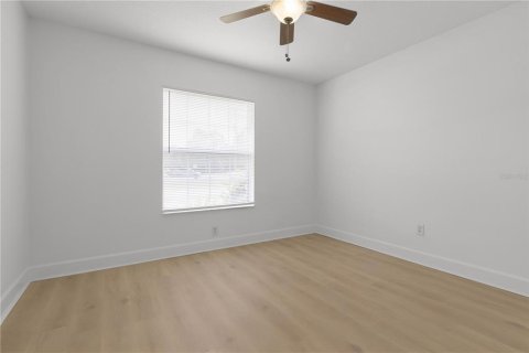 Casa en venta en Palm Coast, Florida, 4 dormitorios, 189.24 m2 № 1912581 - foto 28