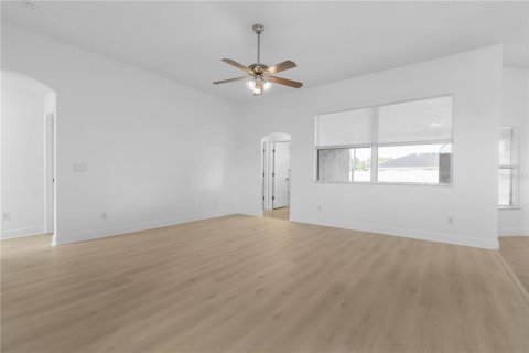 Casa en venta en Palm Coast, Florida, 4 dormitorios, 189.24 m2 № 1912581 - foto 9