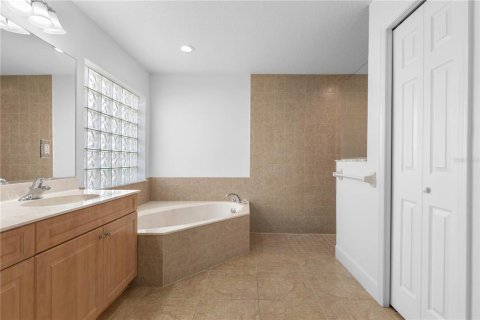 Casa en venta en Palm Coast, Florida, 4 dormitorios, 189.24 m2 № 1912581 - foto 24
