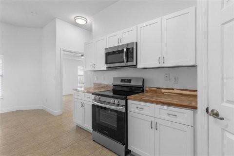 Casa en venta en Palm Coast, Florida, 4 dormitorios, 189.24 m2 № 1912581 - foto 18