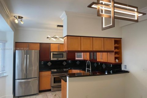 Townhouse in Coral Gables, Florida 2 bedrooms, 130.06 sq.m. № 2383145 - photo 7