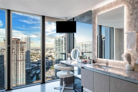Купить кондоминиум в Майами, Флорида 3 спальни, 250.93м2, № 2145906 - фото 29