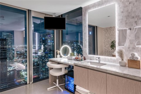 Купить кондоминиум в Майами, Флорида 3 спальни, 250.93м2, № 2145906 - фото 28