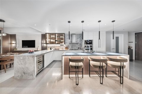 Купить кондоминиум в Майами, Флорида 3 спальни, 250.93м2, № 2145906 - фото 10
