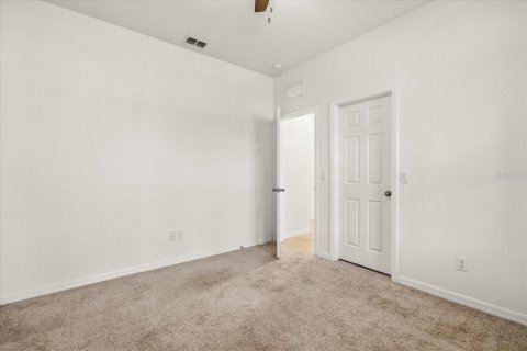 Casa en alquiler en Orlando, Florida, 4 dormitorios, 240.9 m2 № 1913894 - foto 20