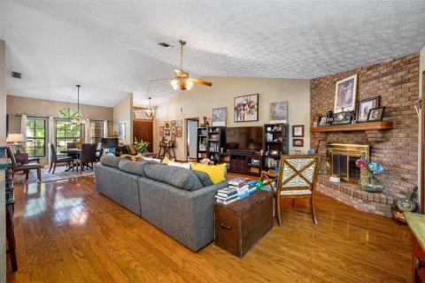 Villa ou maison à vendre à Bradenton, Floride: 3 chambres, 196.49 m2 № 1916298 - photo 10