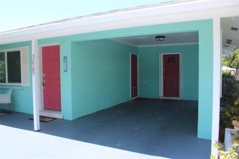 Casa en alquiler en Sarasota, Florida, 2 dormitorios, 142.7 m2 № 1774952 - foto 5
