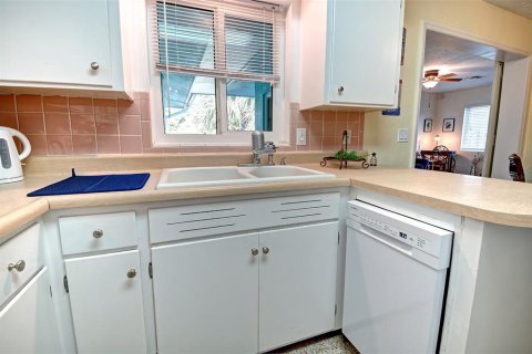 Casa en alquiler en Sarasota, Florida, 2 dormitorios, 142.7 m2 № 1774952 - foto 17