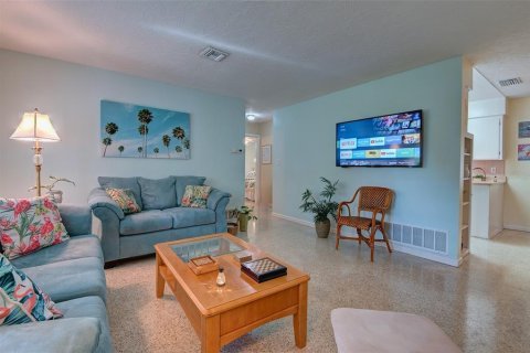 Casa en alquiler en Sarasota, Florida, 2 dormitorios, 142.7 m2 № 1774952 - foto 11