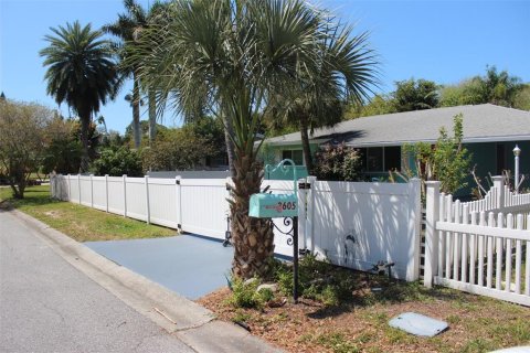 Casa en alquiler en Sarasota, Florida, 2 dormitorios, 142.7 m2 № 1774952 - foto 2