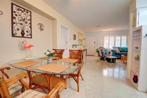 Casa en alquiler en Sarasota, Florida, 2 dormitorios, 142.7 m2 № 1774952 - foto 16
